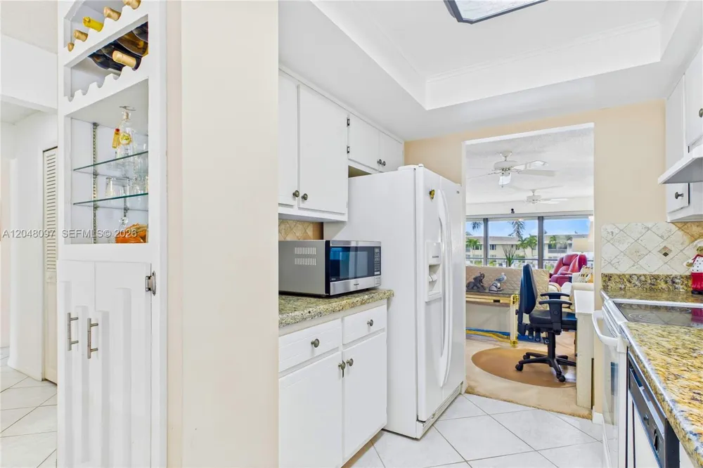 4218 SE 20th Pl #D5 Other City - In The State Of Florida, FL 33904