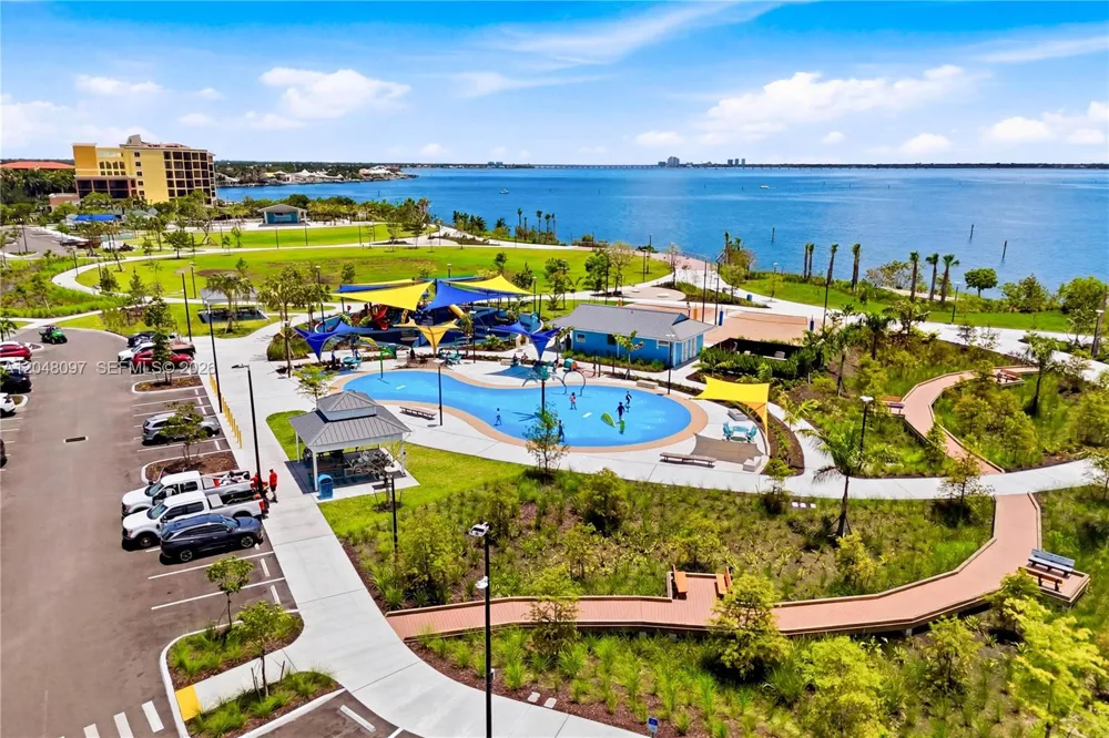 4218 SE 20th Pl #D5 Other City - In The State Of Florida, FL 33904