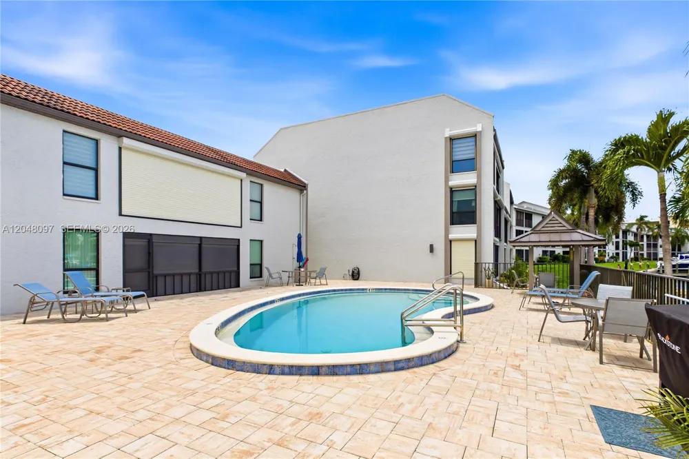 4218 SE 20th Pl #D5 Other City - In The State Of Florida, FL 33904