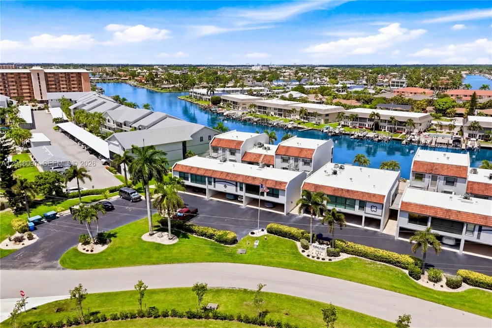 4218 SE 20th Pl #D5 Other City - In The State Of Florida, FL 33904