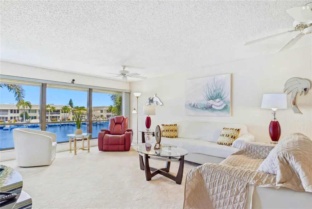 4218 SE 20TH PLACE #D5 Cape Coral, FL 33904