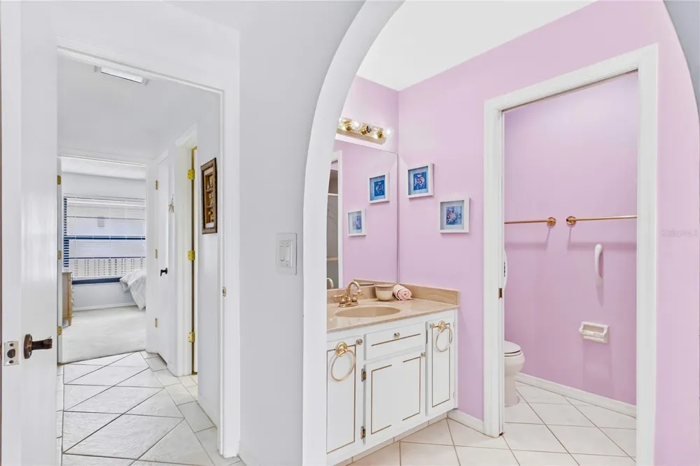 4218 SE 20TH PLACE #D5 Cape Coral, FL 33904