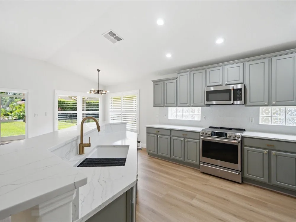 18921 PLACE MARQUETTE Lutz, FL 33558