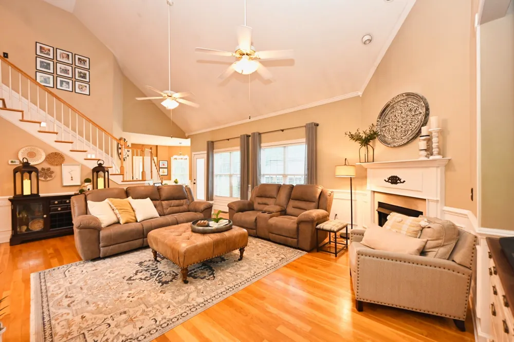 107 Greenfield Ln Castalian Springs, TN 37031
