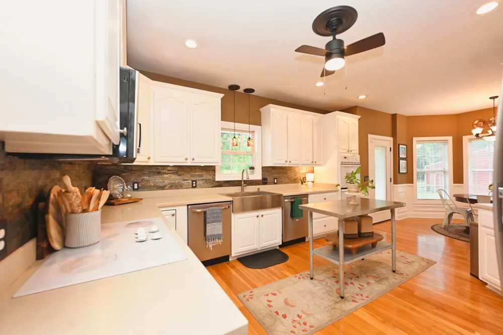 107 Greenfield Ln Castalian Springs, TN 37031