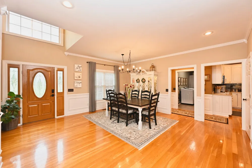 107 Greenfield Ln Castalian Springs, TN 37031