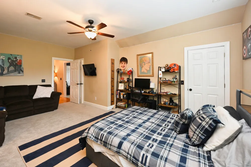 107 Greenfield Ln Castalian Springs, TN 37031