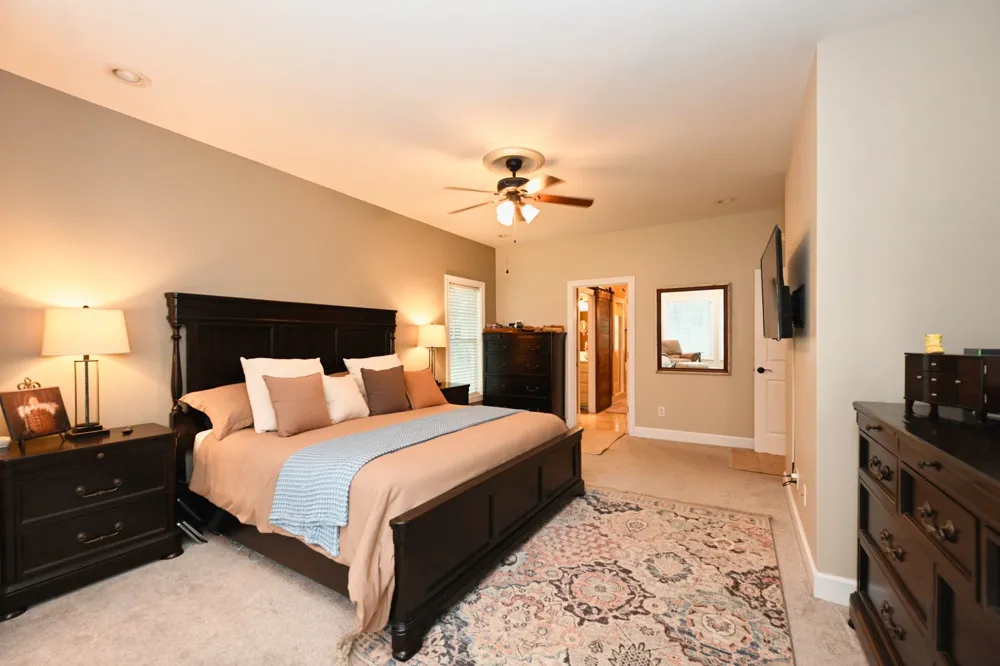 107 Greenfield Ln Castalian Springs, TN 37031
