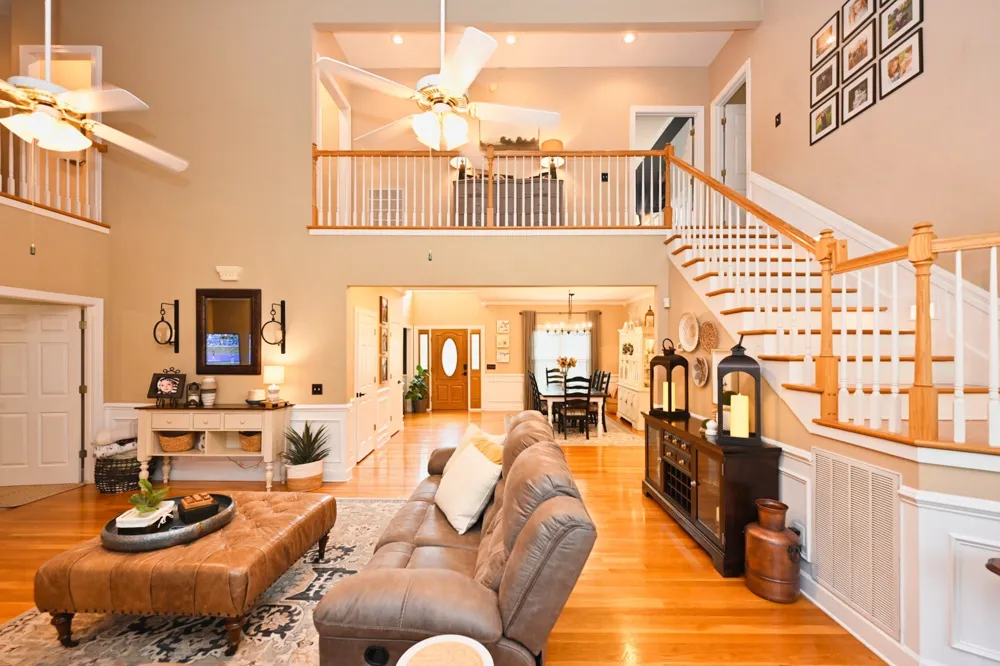 107 Greenfield Ln Castalian Springs, TN 37031