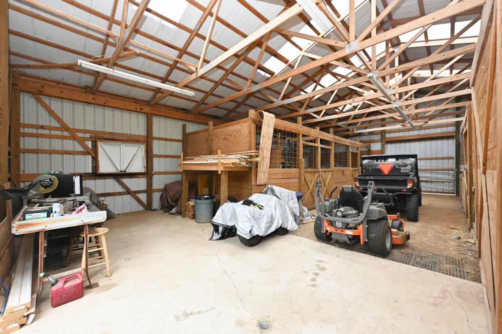 107 Greenfield Ln Castalian Springs, TN 37031