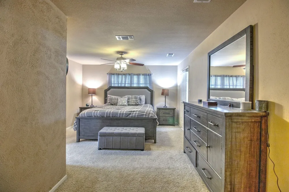 1010 Kiowa Drive W Lake Kiowa, TX 76240