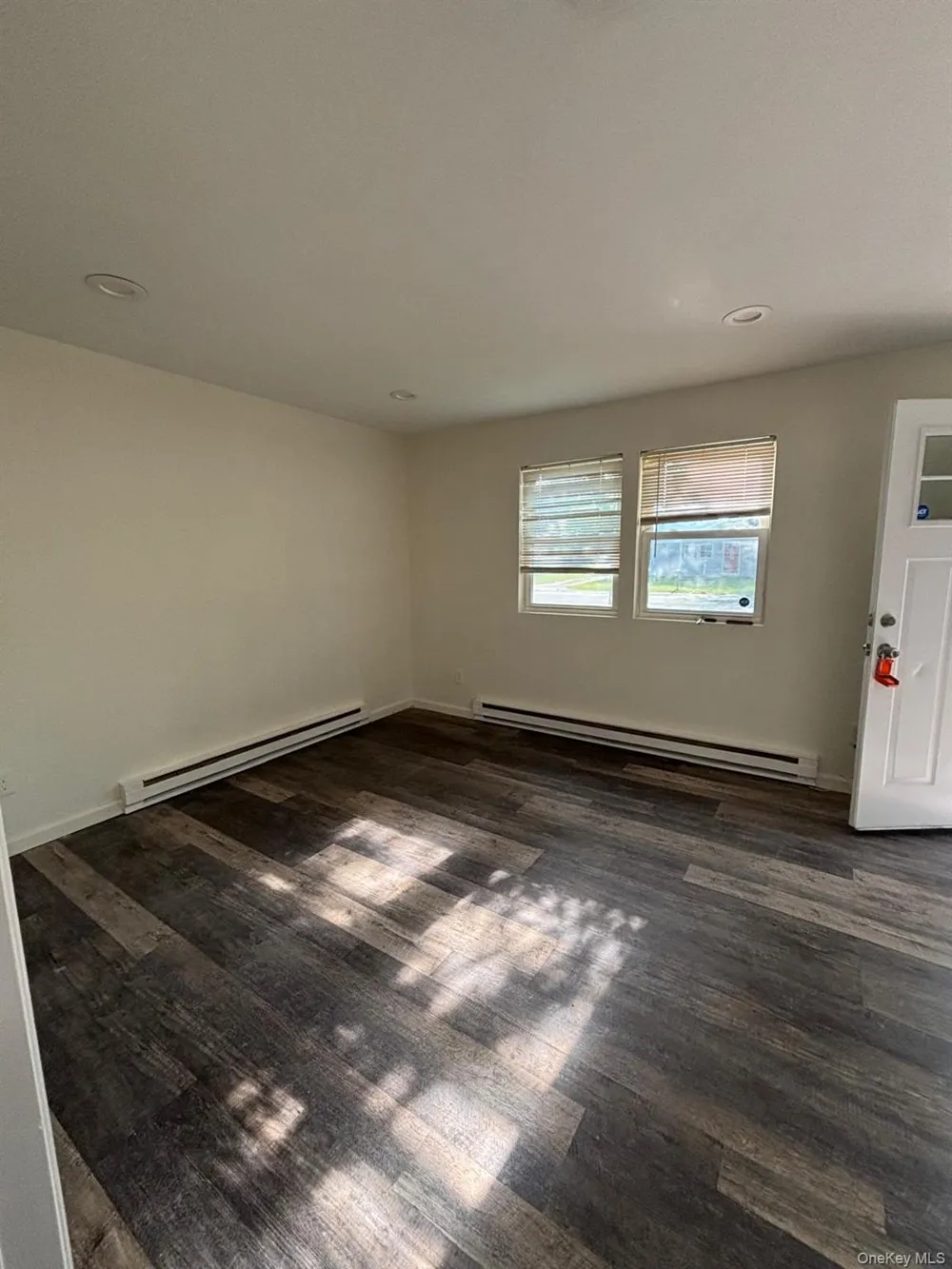 652 Bayview Avenue Bellport, NY 11713
