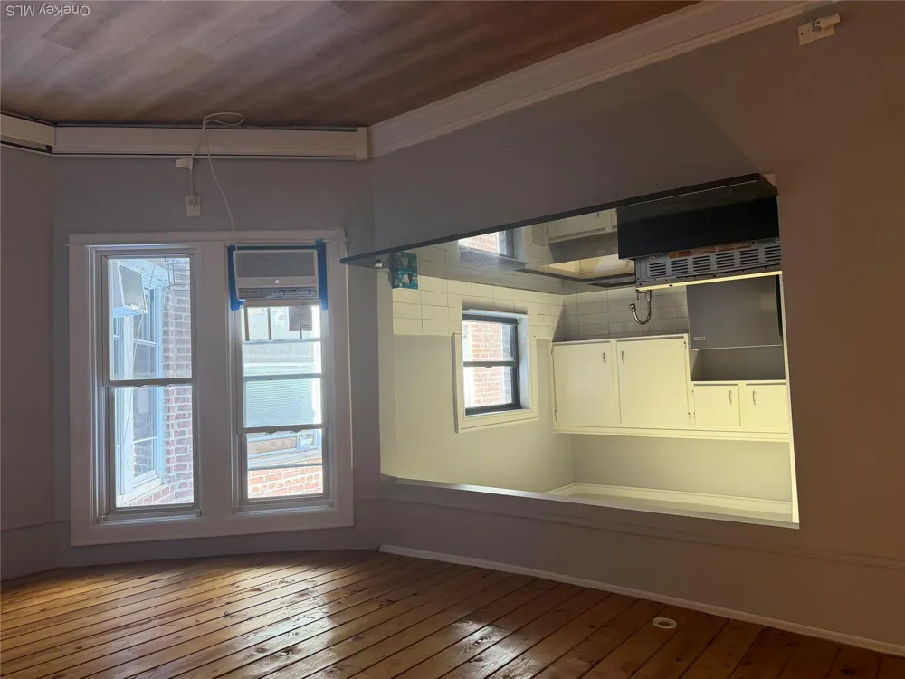 572 Warburton Avenue #2E Hastings-on-Hudson, NY 10706