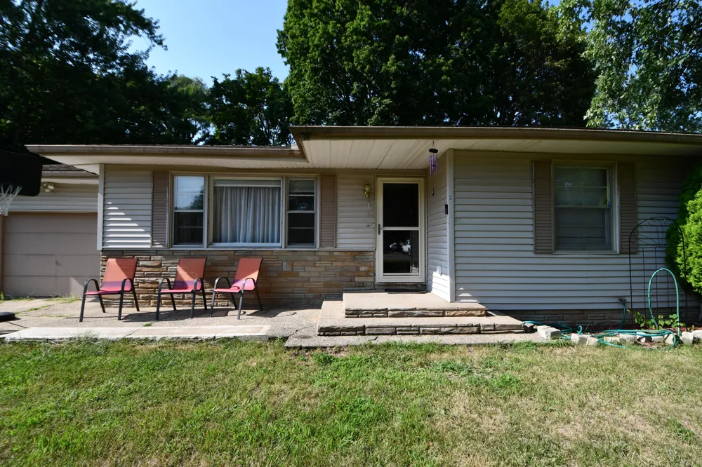 233 Hunter Drive Benton Harbor, MI 49022