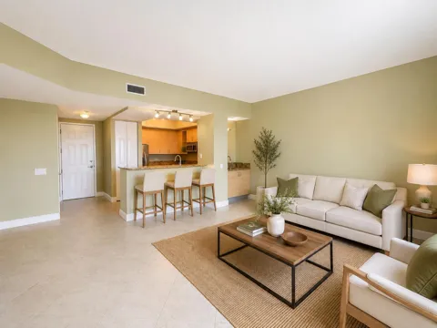 2625 NE 14th Avenue NE #406