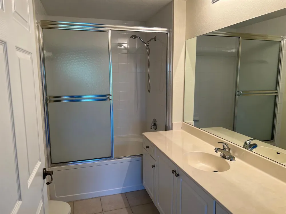 2802 SARENTO PLACE #302 Palm Beach Gardens, FL 33410