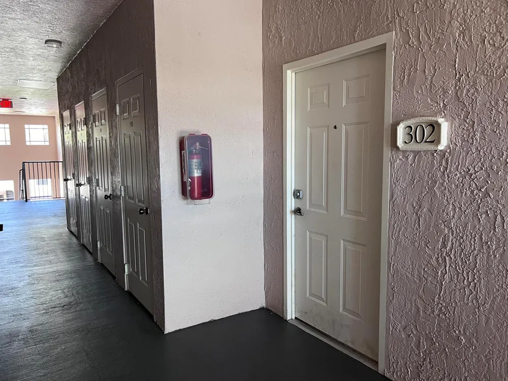 2802 SARENTO PLACE #302 Palm Beach Gardens, FL 33410
