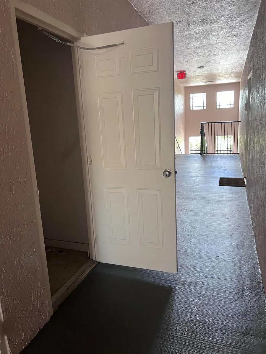 2802 SARENTO PLACE #302 Palm Beach Gardens, FL 33410