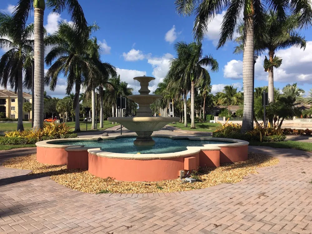2802 SARENTO PLACE #302 Palm Beach Gardens, FL 33410