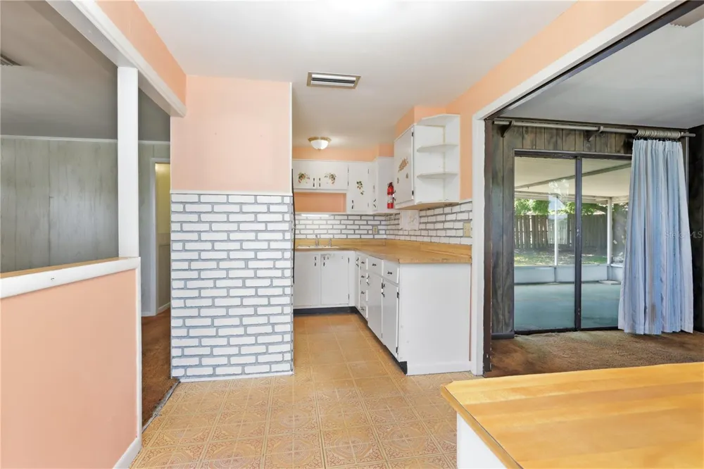 2456 KIMBERLY DRIVE Deltona, FL 32738