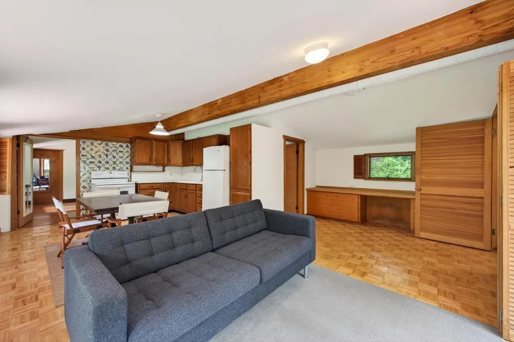 11138 W River Road Champlin, MN 55316