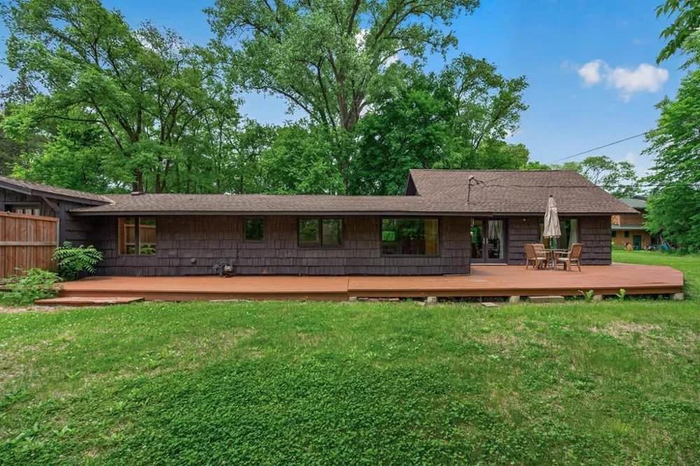 11138 W River Road Champlin, MN 55316
