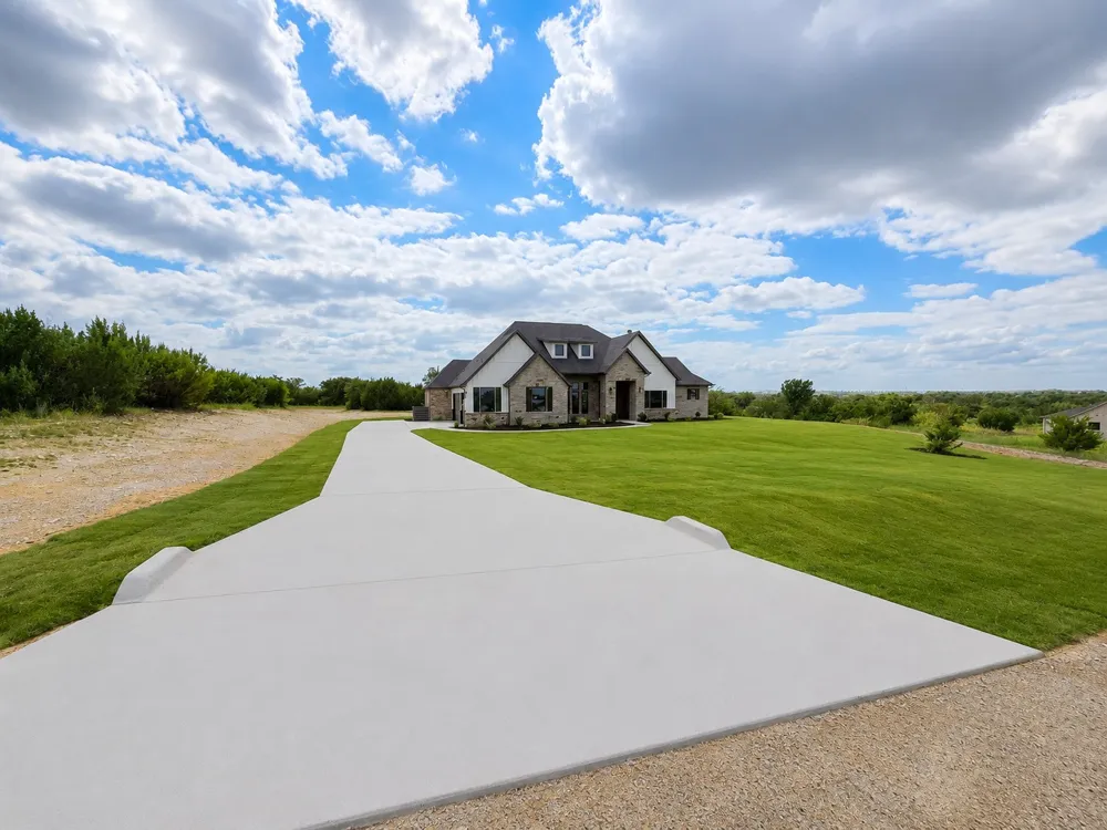 153 Fan Mill Trail Weatherford, TX 76085