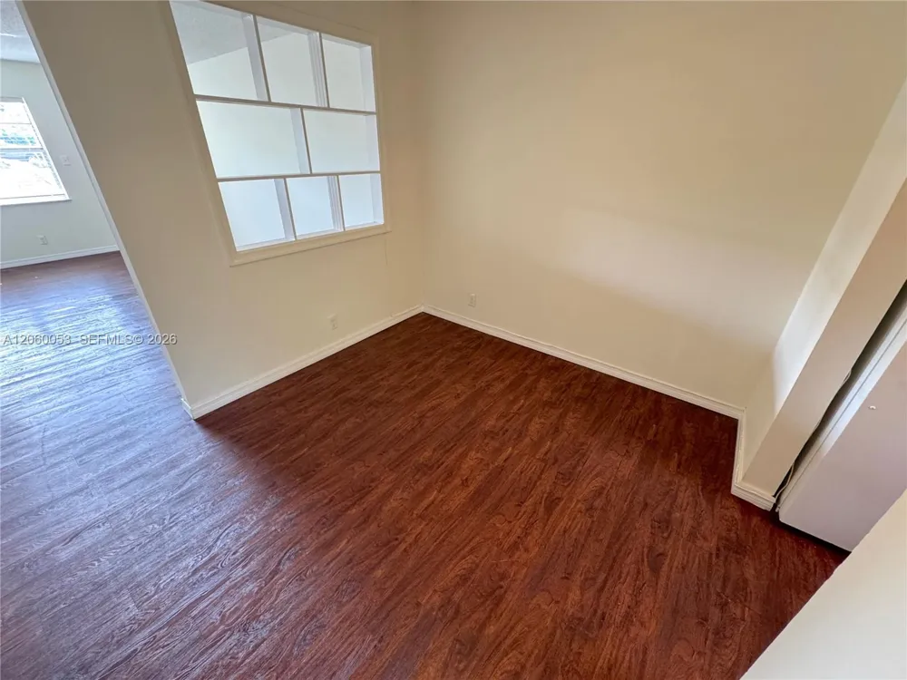 215 NW 25th St #5 Wilton Manors, FL 33311
