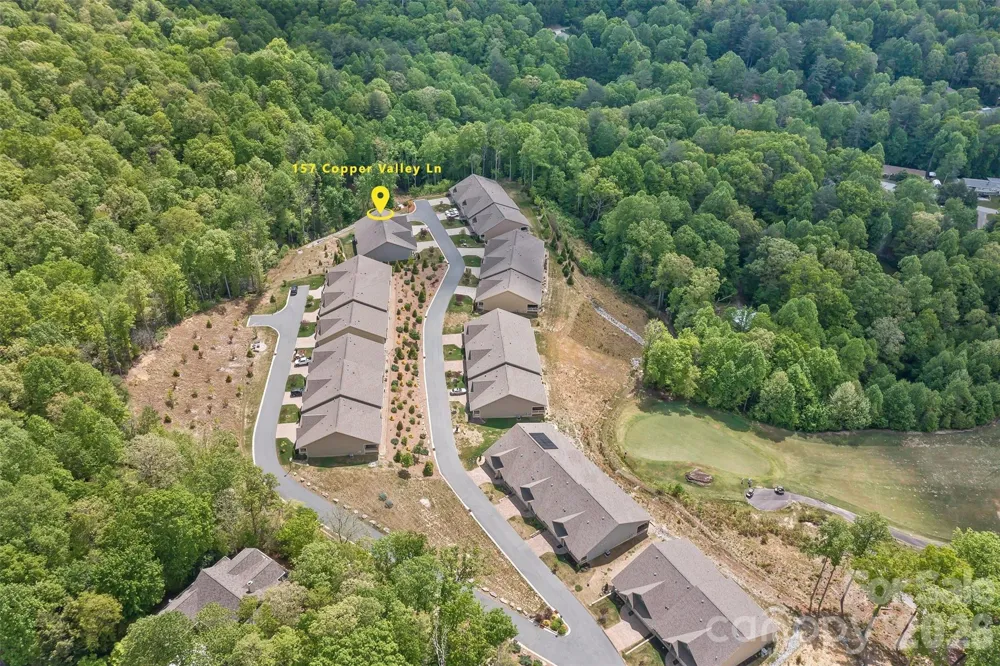 157 Copper Valley Lane Hendersonville, NC 28739