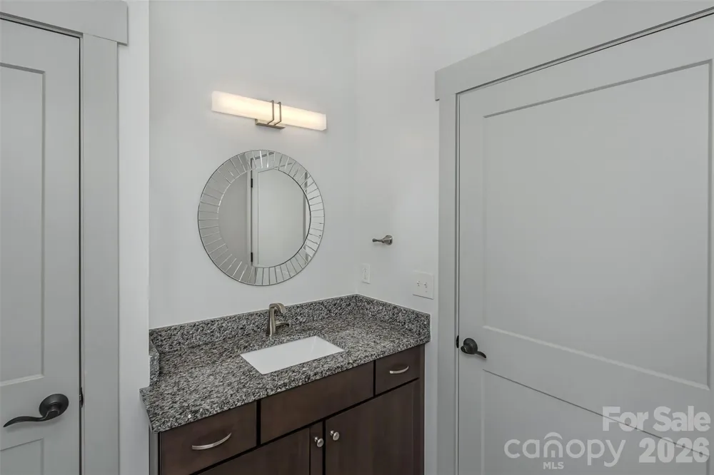 157 Copper Valley Lane Hendersonville, NC 28739