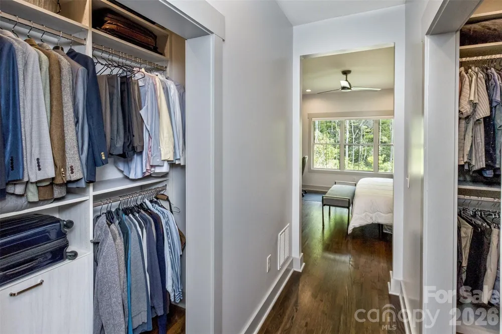 157 Copper Valley Lane Hendersonville, NC 28739