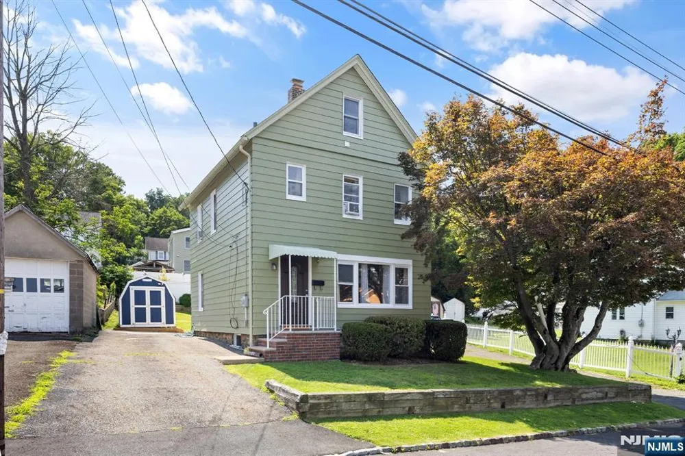 26 Liberty Street Dover Town, NJ 07801