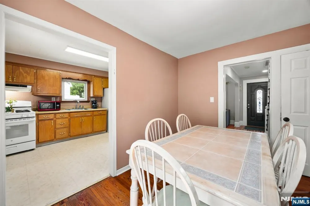 26 Liberty Street Dover Town, NJ 07801