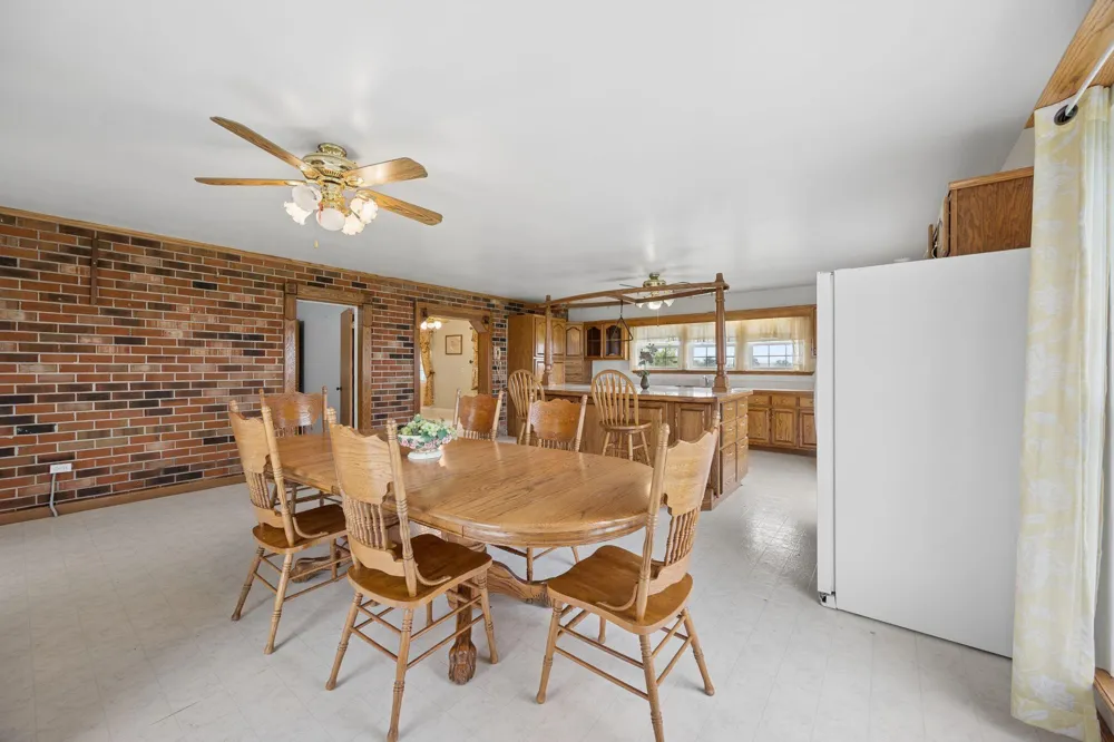 4431 Riggs Road Pikeville, TN 37367