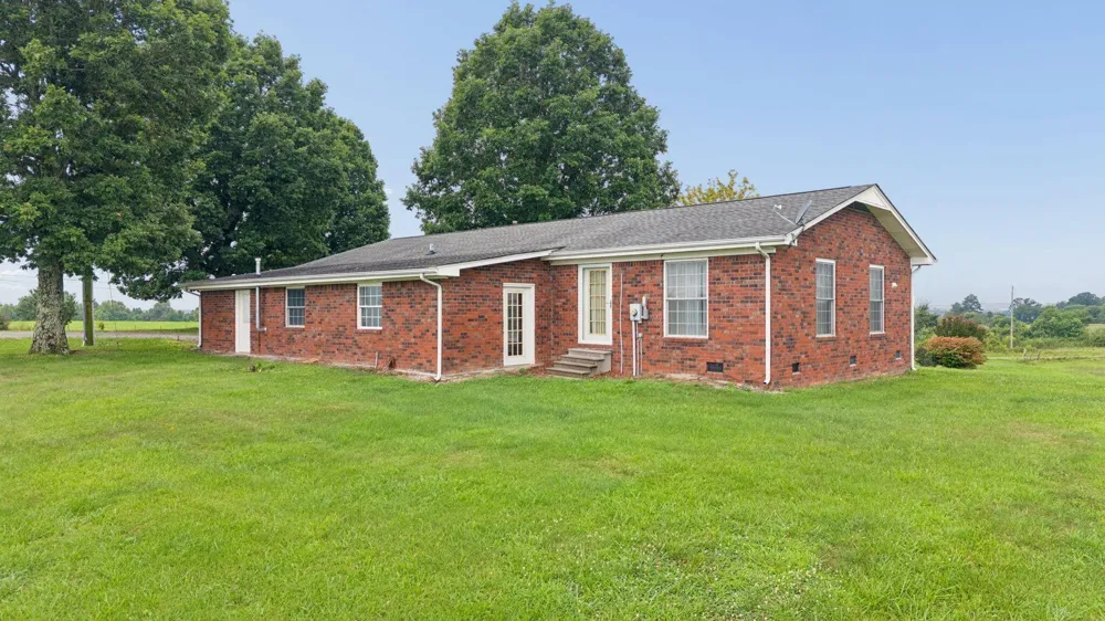 4431 Riggs Road Pikeville, TN 37367