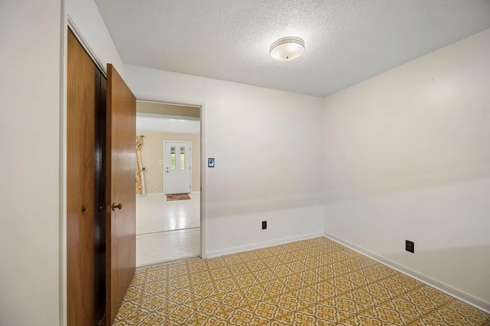4431 Riggs Road Pikeville, TN 37367
