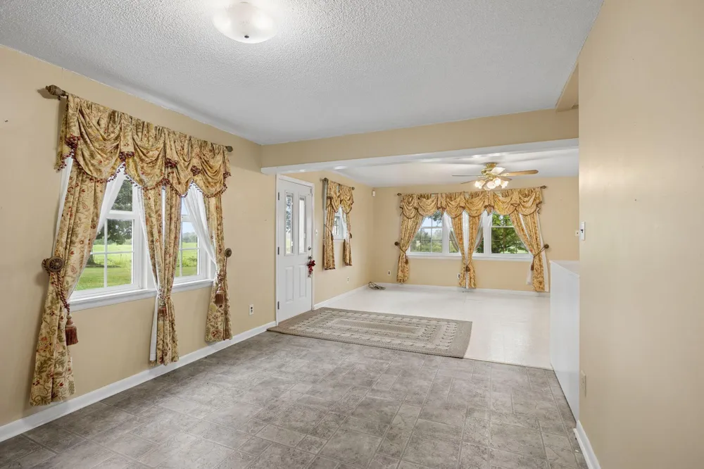 4431 Riggs Road Pikeville, TN 37367
