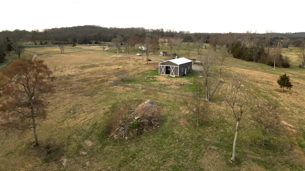 750 Railroad Rd Wartrace, TN 37183