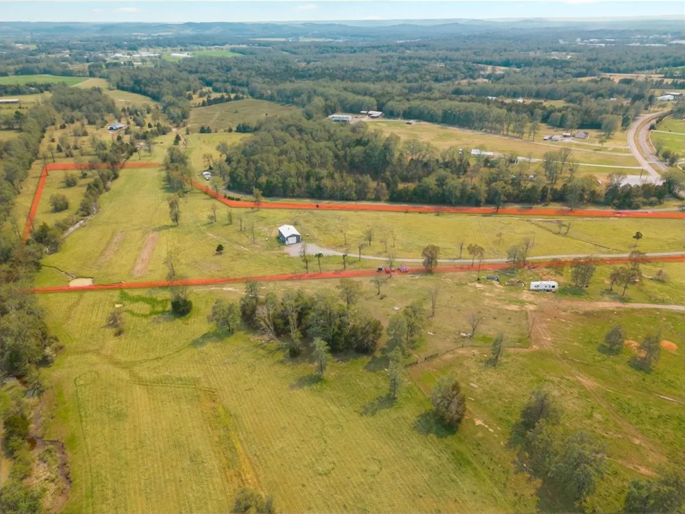 750 Railroad Rd Wartrace, TN 37183