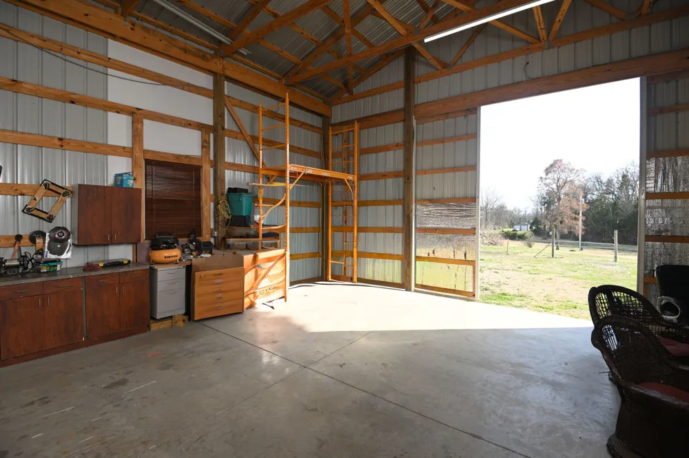 750 Railroad Rd Wartrace, TN 37183
