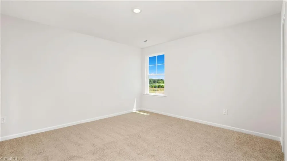 2707 Luxborough Lane Mebane, NC 27302