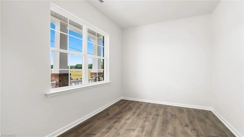 2707 Luxborough Lane Mebane, NC 27302