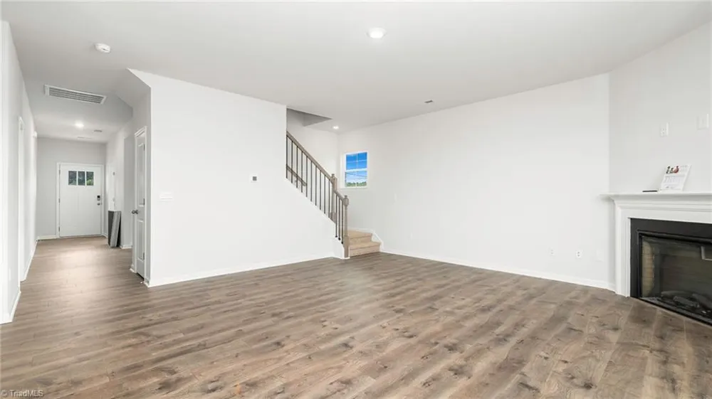 2707 Luxborough Lane Mebane, NC 27302