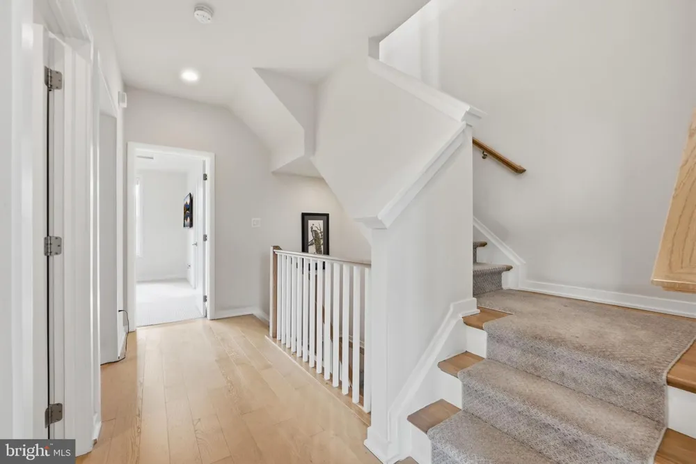 14339 BECKETT GLEN CIRCLE Chantilly, VA 20151