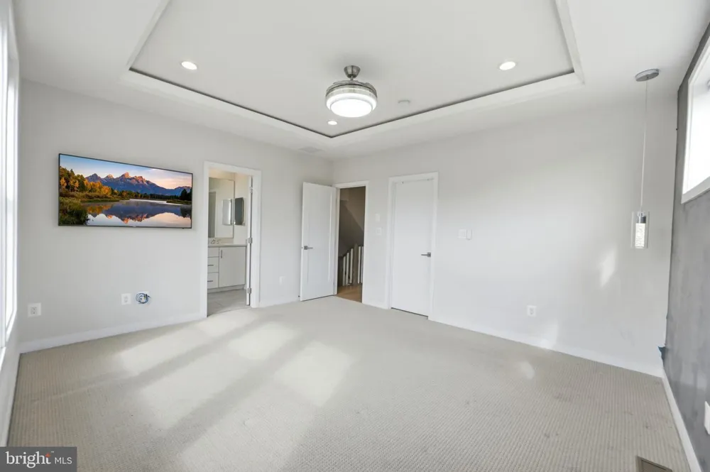 14339 BECKETT GLEN CIRCLE Chantilly, VA 20151