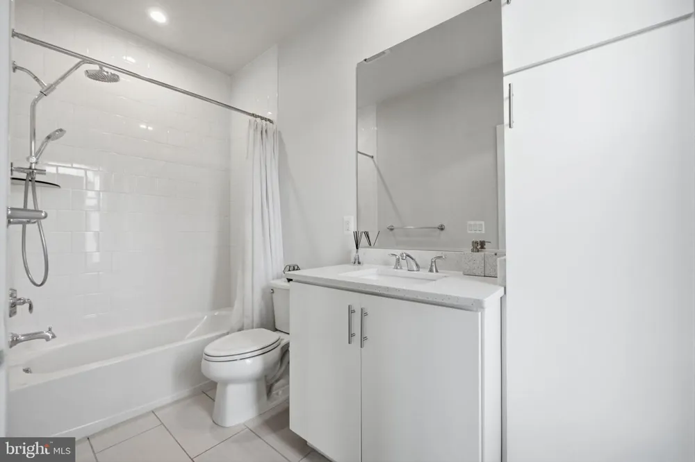 14339 BECKETT GLEN CIRCLE Chantilly, VA 20151