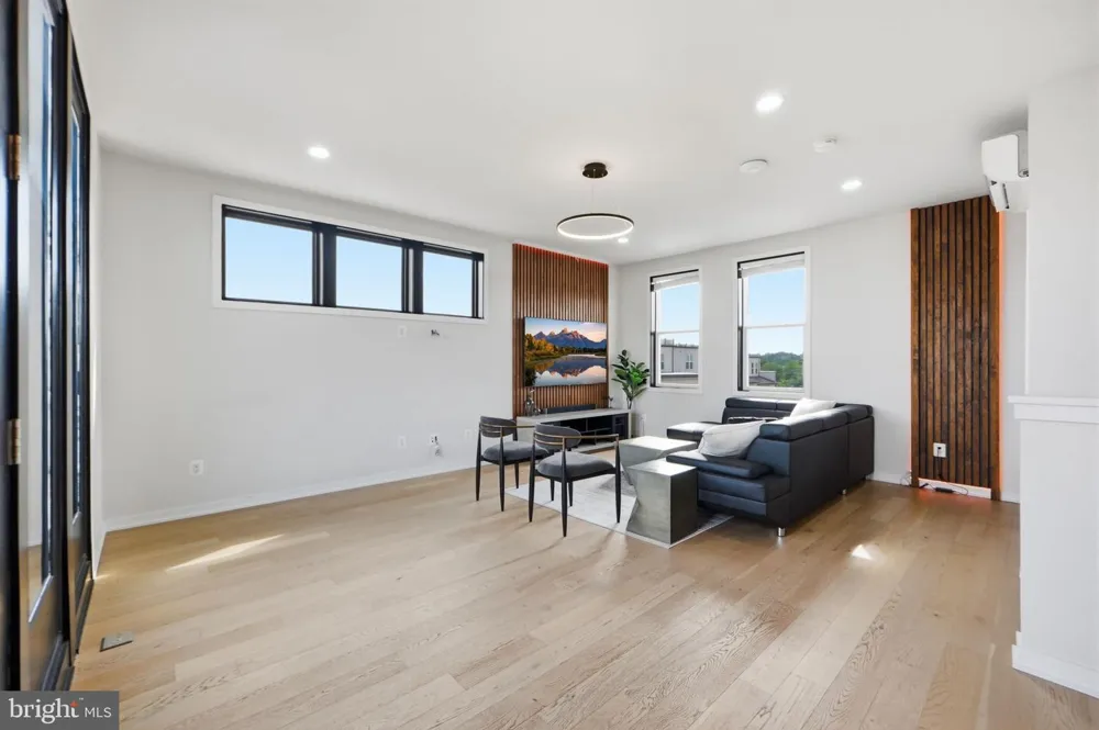 14339 BECKETT GLEN CIRCLE Chantilly, VA 20151