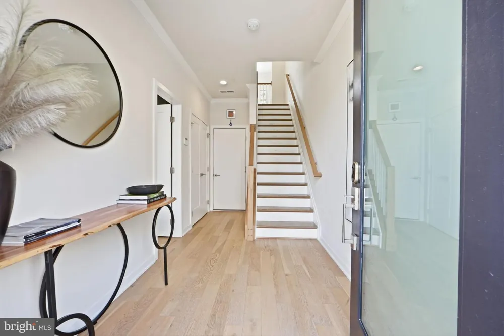14339 BECKETT GLEN CIRCLE Chantilly, VA 20151