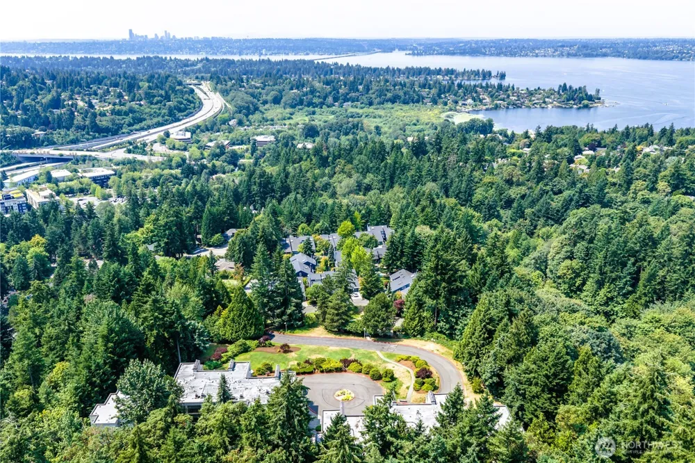 11122 NE 41st Drive #35 Kirkland, WA 98033