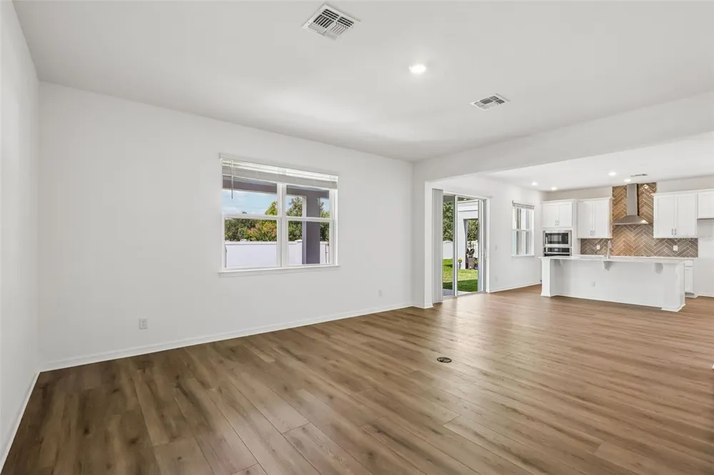 2692 CAVANAUGH DRIVE Orlando, FL 32817